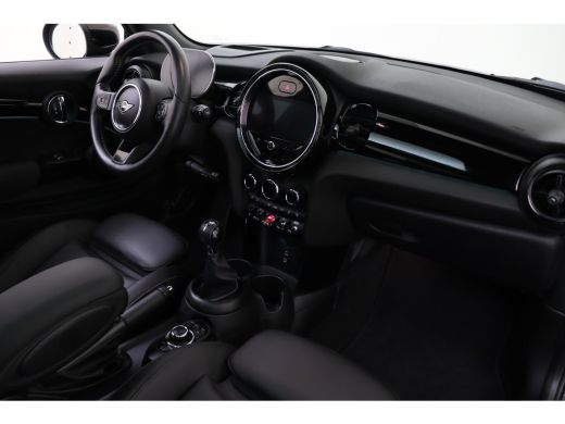 Mini Cooper S Cooper S Classic / Panoramadak / Sportstoelen / Comfort Access / Stuurverwarming / LED / Head-Up ... ActivLease financial lease