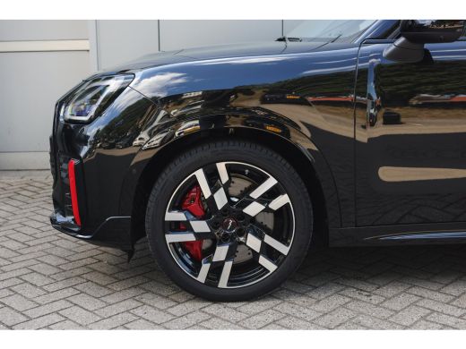 Mini Countryman JCW ALL4 / Pakket XL / 20" John Cooper Works Flag Spoke 2-tone ActivLease financial lease