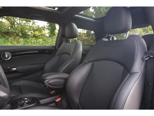 Mini Electric Business Edition / Panoramadak / Sportstoelen / LED / Comfort Access / Cruise Control / Aircondit... ActivLease financial lease