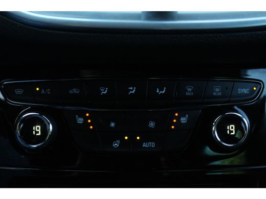 Opel Astra 1.2 Edition | Trekhaak | AGR Stoelen | Stoel & Stuurverw. | Voorruitverw. | PDC V&A | Camera | LE... ActivLease financial lease