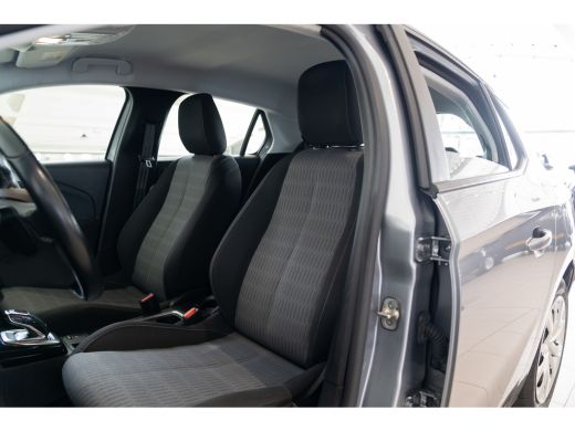Opel Corsa 1.2 Turbo Edition Automaat | Navigatie | Apple Carplay & Android Auto | Airco | Cruise Controle |... ActivLease financial lease