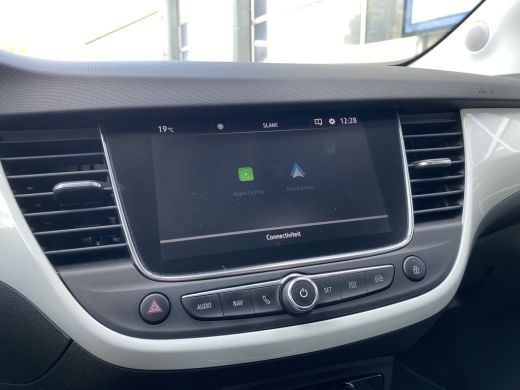 Opel Crossland X 1.2 130PK Turbo AUTOMAAT 2020 Edition | NAVIGATIE| TREKHAAK| CLIMATE CONTROL| CAMERA| DAB| PARKEE... ActivLease financial lease