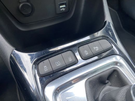 Opel Crossland X 1.2 130PK Turbo AUTOMAAT 2020 Edition | NAVIGATIE| TREKHAAK| CLIMATE CONTROL| CAMERA| DAB| PARKEE... ActivLease financial lease
