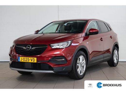 Opel Grandland X 1.2 Turbo 130PK Business Executive | Trekhaak | Climate Controle | Parkeersensoren | Comfort Stoe... Opel Grandland X 1.2 Turbo 130PK Business Executive | Trekhaak | Climate Controle | Parkeersensoren | Comfort Stoe...