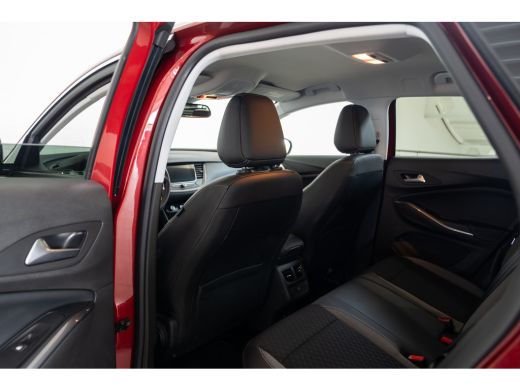 Opel Grandland X 1.2 Turbo 130PK Business Executive | Trekhaak | Climate Controle | Parkeersensoren | Comfort Stoe... ActivLease financial lease
