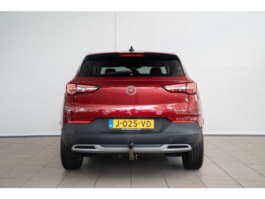 Opel Grandland X 1.2 Turbo 130PK Business Executive | Trekhaak | Climate Controle | Parkeersensoren | Comfort Stoe... ActivLease financial lease