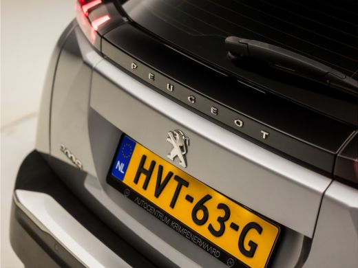 Peugeot 2008 1.2 PureTech Allure Sport Automaat (APPLE CARPLAY, GROOT NAVI, LANE ASSIST, GETINT GLAS, SPORTSTO... ActivLease financial lease