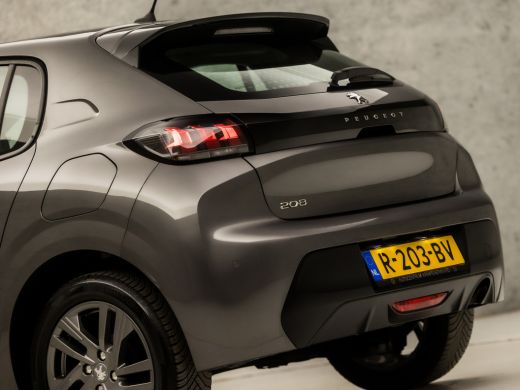 Peugeot 208 1.2 PureTech Active GT Sport (APPLE CARPLAY, GROOT NAVI, LM VELGEN, LANE ASSIST, SPORTSTOELEN, PA... ActivLease financial lease
