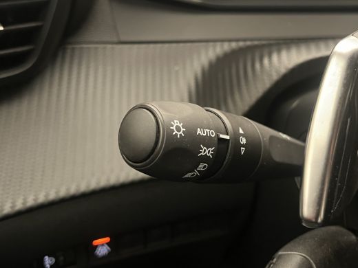 Peugeot 208 1.2 PureTech Allure | Apple Carplay/Android Auto|telefoonintegratie premium | Bluetooth telefoonv... ActivLease financial lease
