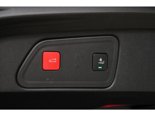 Peugeot 3008 1.6 HYbrid 225-PK EAT8 Allure Pack Business PARKEERCAMERA | KEYLESS ENTRY | STOELVERWARMING | TRE... ActivLease financial lease