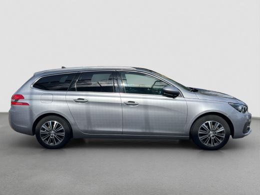 Peugeot 308 SW 1.2 PureTech Blue Lease Allure Trekhaak | Keyless | Full map navigatie | Parkeersensoren voor ... ActivLease financial lease