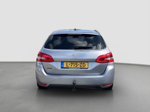 Peugeot 308 SW 1.2 PureTech Blue Lease Allure Trekhaak | Keyless | Full map navigatie | Parkeersensoren voor ... ActivLease financial lease