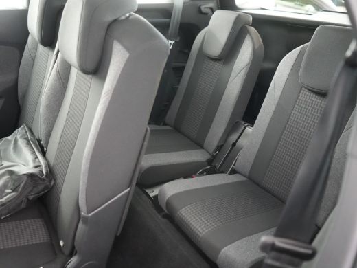 Peugeot 5008 1.2 PureTech Active Pack Business Automaat | 2 stoelen op derde rij | Airco (automatisch) | Cruis... ActivLease financial lease