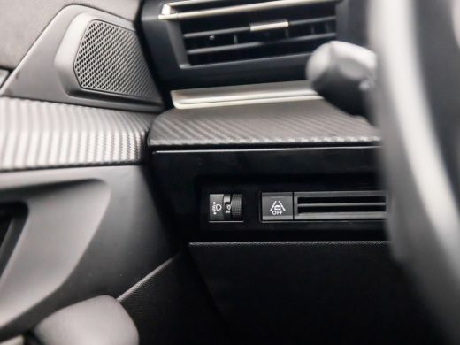 Peugeot 508 SW 1.2 PureTech Sport Automaat (APPLE CARPLAY, GROOT NAVI, 360 CAMERA, TREKHAAK, SPORTSTOELEN, KE... ActivLease financial lease
