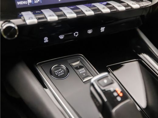 Peugeot 508 SW 1.2 PureTech Sport Automaat (APPLE CARPLAY, GROOT NAVI, 360 CAMERA, TREKHAAK, SPORTSTOELEN, KE... ActivLease financial lease