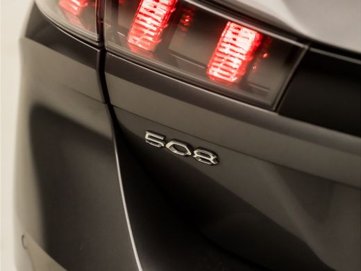 Peugeot 508 SW 1.2 PureTech Sport Automaat (APPLE CARPLAY, GROOT NAVI, 360 CAMERA, TREKHAAK, SPORTSTOELEN, KE... ActivLease financial lease