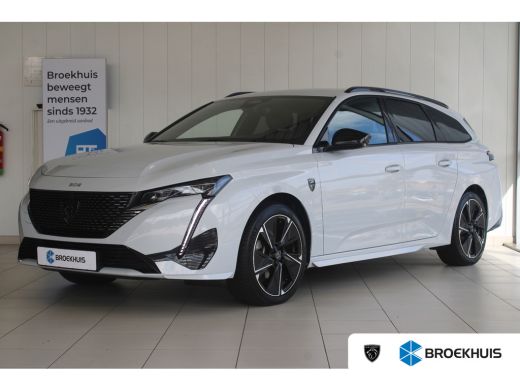 Peugeot e-308 GT EV 54 kWh | LUXE UITVOERING | 360 GRADEN CAMERA | AGR COMFORT STOELEN | STOEL & STUURVERWARMIN...
