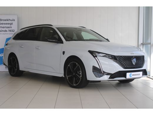 Peugeot e-308 GT EV 54 kWh | LUXE UITVOERING | 360 GRADEN CAMERA | AGR COMFORT STOELEN | STOEL & STUURVERWARMIN... ActivLease financial lease