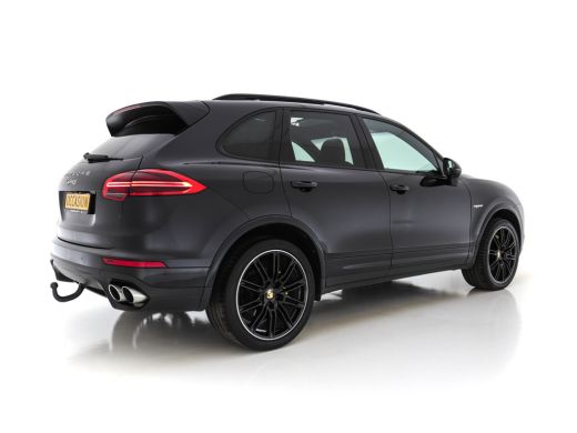 Porsche Cayenne 3.0 S E-Hybrid (INCL-BTW) *PANO | LUXURY-LEATHER | BI-XENON | BOSE-SOUND | MEMORY-PACK | HEATED-C... ActivLease financial lease