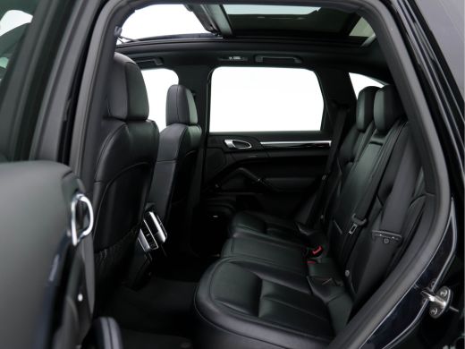 Porsche Cayenne 3.0 S E-Hybrid (INCL-BTW) *PANO | LUXURY-LEATHER | BI-XENON | BOSE-SOUND | MEMORY-PACK | HEATED-C... ActivLease financial lease