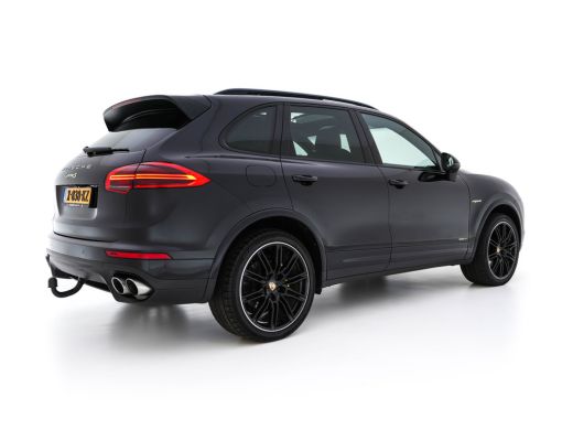 Porsche Cayenne 3.0 S E-Hybrid (INCL-BTW) *PANO | LUXURY-LEATHER | BI-XENON | BOSE-SOUND | MEMORY-PACK | HEATED-C... ActivLease financial lease