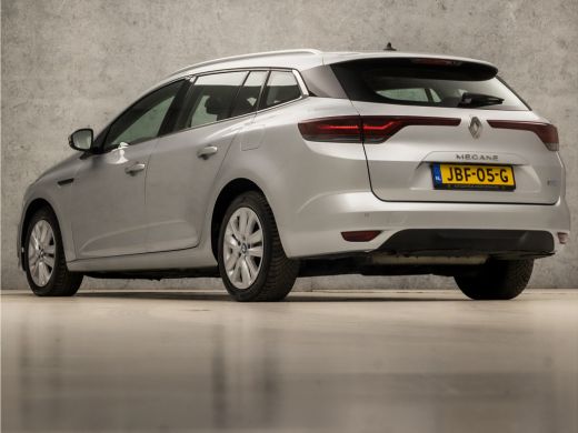 Renault Megane E-Tech 1.6 E-Tech Plug-In Hybrid Sport 160Pk Automaat (VIRTUAL COCKPIT, APPLE CARPLAY, GROOT NAVI, LED K... ActivLease financial lease