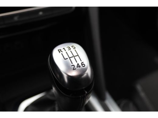 Renault Mégane Estate 1.3 TCe 140 Techno | Achterbank in delen neerklapbaar | Achteruitrijcamera | Airco (automatisch) ActivLease financial lease