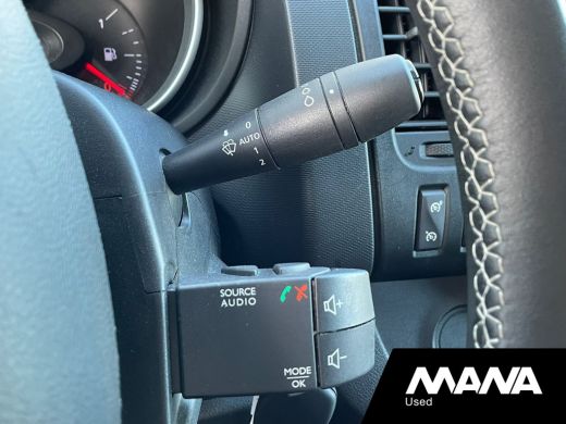 Renault Trafic 2.0dCi 170PK T29 Automaat L2H1 DC Luxe Trekhaak Airco Cruise Navi Camera ActivLease financial lease