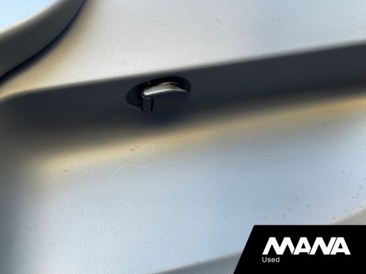 Renault Trafic 2.0dCi 170PK T29 Automaat L2H1 DC Luxe Trekhaak Airco Cruise Navi Camera ActivLease financial lease