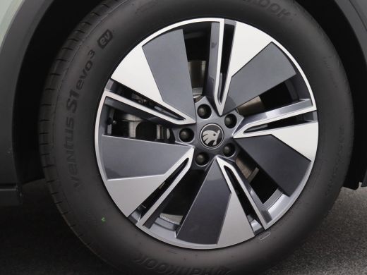 Skoda Elroq 60 Business Edition 204PK AUT. Warmtepomp, Keyless, Alarm, Stoel-Stuurverwarming, Achteruitrijcam... ActivLease financial lease