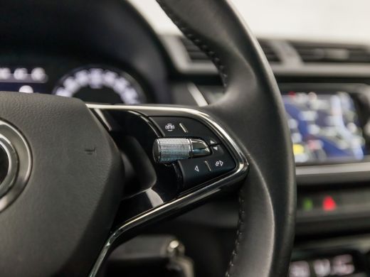 Skoda Fabia Combi 1.0 TSI Ambition Sport (APPLE CARPLAY, NAVIGATIE, PARKEERSENSOREN, SPORTSTOELEN, CRUISE, GE... ActivLease financial lease