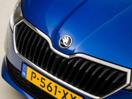 Skoda Fabia Combi 1.0 TSI Ambition Sport (APPLE CARPLAY, NAVIGATIE, PARKEERSENSOREN, SPORTSTOELEN, CRUISE, GE... ActivLease financial lease