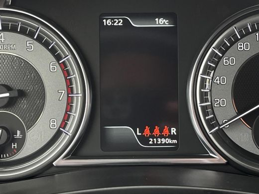 Suzuki S-Cross 1.4 Boosterjet Select Smart Hybrid All Seasonbanden | Stoelverwarming  | Cimate Control | Apple C... ActivLease financial lease