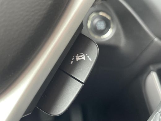 Suzuki S-Cross 1.4 Boosterjet Select Smart Hybrid All Seasonbanden | Stoelverwarming  | Cimate Control | Apple C... ActivLease financial lease