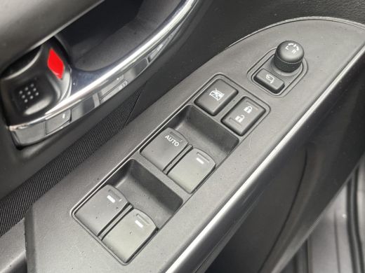 Suzuki S-Cross 1.4 Boosterjet Select Smart Hybrid Stoelverwarming voor | Cimate Control | Apple CarPlay & Androi... ActivLease financial lease