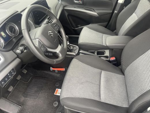 Suzuki S-Cross 1.4 Boosterjet Select Smart Hybrid Stoelverwarming voor | Cimate Control | Apple CarPlay & Androi... ActivLease financial lease