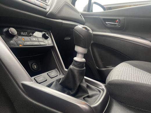 Suzuki S-Cross 1.4 Boosterjet Select Smart Hybrid Stoelverwarming voor | Cimate Control | Apple CarPlay & Androi... ActivLease financial lease
