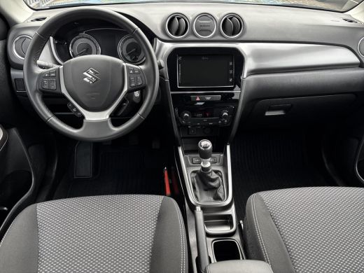 Suzuki Vitara 1.4 Boosterjet Select Smart Hybrid Trekhaak | Apple CarPlay & Android Auto | Achteruitrijcamera |... ActivLease financial lease