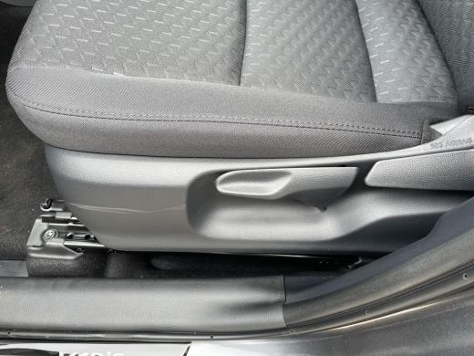 Toyota Yaris Cross 1.5 Hybrid 115 Active Comfort Pack ActivLease financial lease