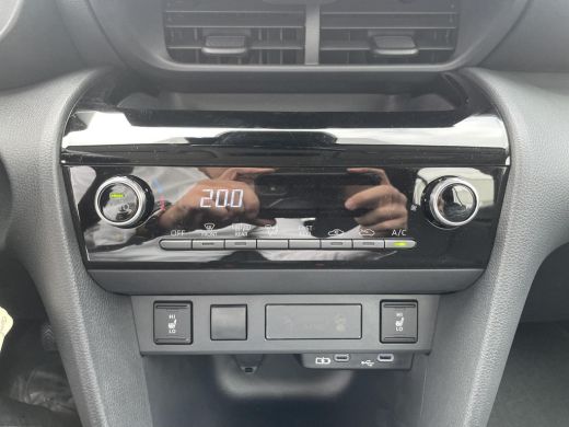 Toyota Yaris Cross 1.5 Hybrid 115 Active Comfort Pack ActivLease financial lease
