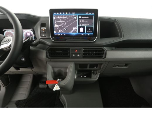 Volkswagen Crafter 2.0 TDI DSG HERO EDITION L3H3 | 140PK | FACELIFT MODEL | BPM VRIJ | 3000KG | TREKHAAK | VIRTUAL |... ActivLease financial lease
