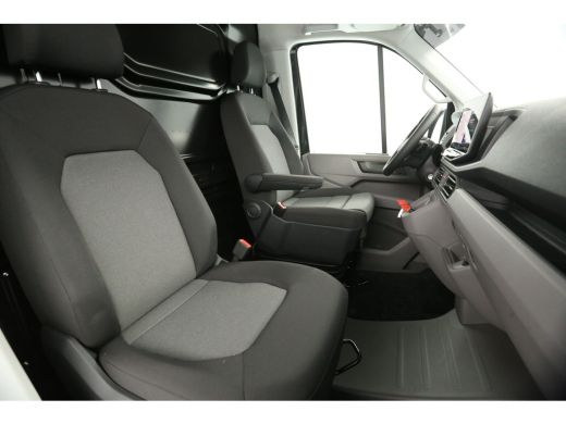 Volkswagen Crafter 2.0 TDI DSG HERO EDITION L3H3 | 140PK | FACELIFT MODEL | BPM VRIJ | 3000KG | TREKHAAK | VIRTUAL |... ActivLease financial lease