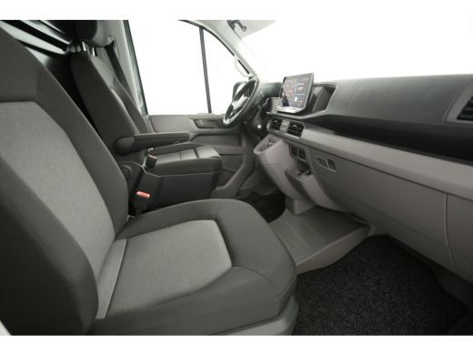 Volkswagen Crafter 2.0 TDI DSG HERO EDITION L3H3 | 140PK | FACELIFT MODEL | BPM VRIJ | 3000KG | TREKHAAK | VIRTUAL |... ActivLease financial lease