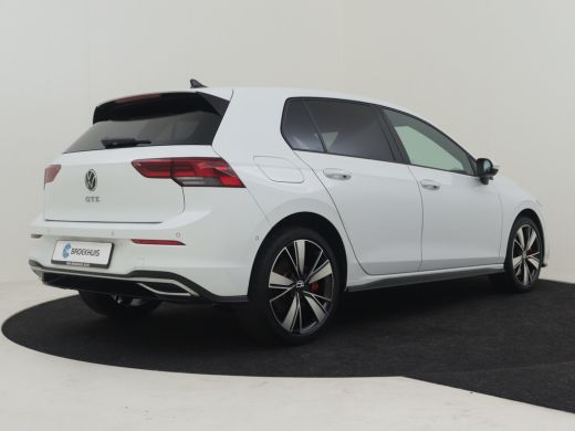Volkswagen Golf 1.4 eHybrid GTE 204 pk | Apple Carplay Android Auto | Achteruitrijcamera | Stoel stuur Verwarming... ActivLease financial lease