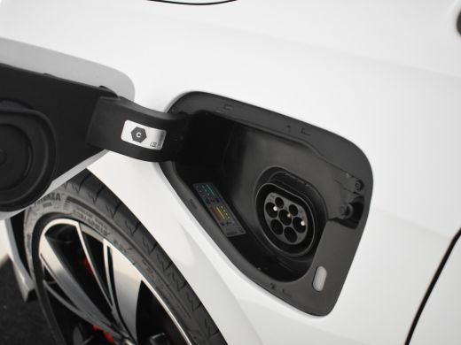 Volkswagen Golf 1.4 eHybrid GTE 204 pk | Apple Carplay Android Auto | Achteruitrijcamera | Stoel stuur Verwarming... ActivLease financial lease