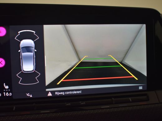 Volkswagen Golf 1.5 eTSI R-Line Business 150 pk | Apple Carplay Android Auto | Achteruitrijcamera | Stoel Stuur V... ActivLease financial lease