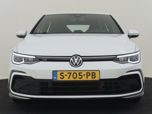 Volkswagen Golf 1.5 eTSI R-Line Business 150 pk | Apple Carplay Android Auto | Achteruitrijcamera | Stoel Stuur V... ActivLease financial lease