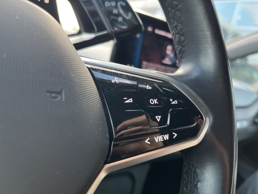 Volkswagen ID.3 First Plus 58 kWh Stoel+Stuurverwarming | Matrix LED | Keyless | Camera | PDC voor en achter ActivLease financial lease