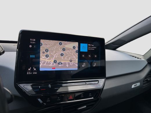 Volkswagen ID.3 First Plus 58 kWh Stoel+Stuurverwarming | Matrix LED | Keyless | Camera | PDC voor en achter ActivLease financial lease