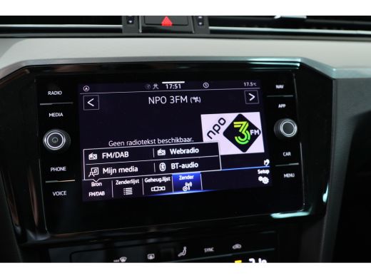 Volkswagen Passat Variant 1.5 TSI Business | Virtual | Navi | Ergo Comfort | DAB | Keyless | 3-Zone Clima | Cruise ... ActivLease financial lease
